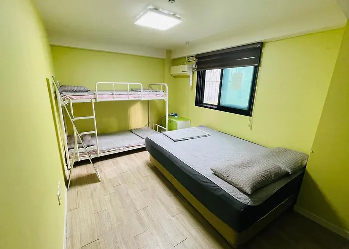 Beach Stay Guesthouse ゲストハウス
