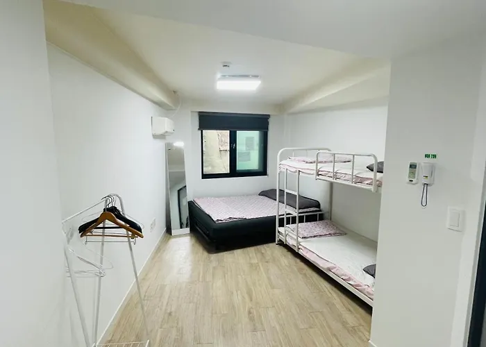 Beach Stay Guesthouse *