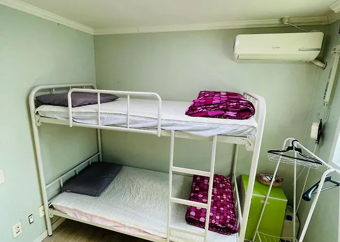 ゲストハウス Beach Stay Guesthouse